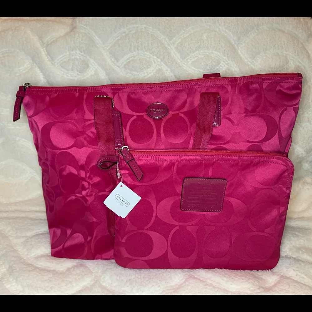 NWT Coach getaway floral Print packable weekender